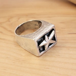Vintage Sterling Silver Hammered Star Signet Ring By Designer Mary B Hetz, Sizes 6.25 - 7