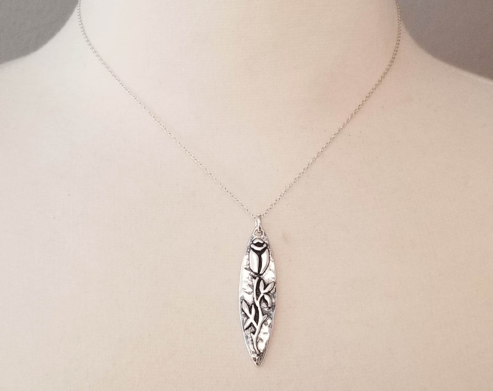 【OPEN YY】ROSEBUD NECKLACE, SILVER Chunky Necklace Silver | Rosefield Official