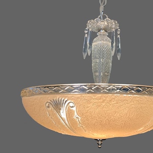 Beige Urn English Hobnail Vintage 1930&#39;s Art Deco Chandelier Ceiling Light Fixture Frosted Glass Shade Vintage 1940&#39;s Nickel Chrome
