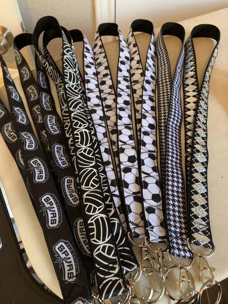 Houdsooth Key Rings Stylish Lanyards, Lanyards, Badge Holders,key Holders, Volleyball ...