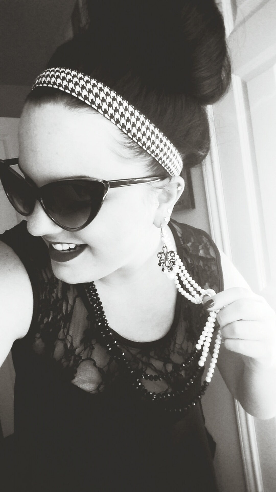 Hello Houndstooth- Black and White Houndstooth Non-slip  display picture 1