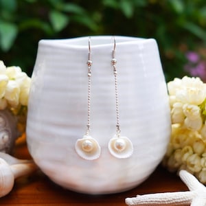 White Seashell and Mother Pearl Earrings, Seashell Dangle Earrings, Shell Earrings, Seashell Jewelry, Beach Earrings, Dainty Pearl Earrings