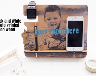 Personalized Wood Docking Station with Photo, Unique Dad and Fathers Day gift, Gift for husband/wife, Anniversary Gift