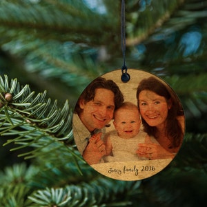 Family 2019 Christmas Ornament, Round Wood Personalized Ornament, Family Gift