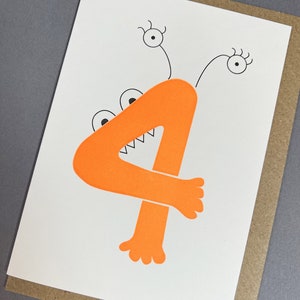 Tarjeta de cumpleaños para niños - Niños - Niño 4º cumpleaños - Tarjeta de extraterrestre - Unisex 4º cumpleaños - Niña 4º cumpleaños - Cuatro - Tarjeta única - Divertida
