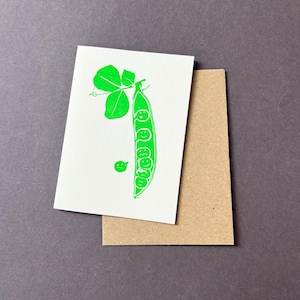 Erwten in een peul - Peul - brutale kaart - kleine verjaardagskaart - cadeaukaartje - boekdruk - unieke kaart - lerarenkaart - vegetarische vriend - cadeaulabel