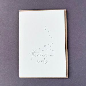 Il n'y a pas de mots - Typographie - Coeurs flottants - Argent métallique - Désolé - Perte - Sympathie - Perdre les mots - Condoléances