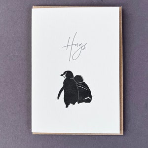 Câlins - Carte typographique - Câlins de pingouins - Désolé - Perte - Moment difficile - Condoléances - Sympathie - Une pensée pour vous - Gros câlins - Amis