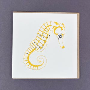 Sea Life Verjaardagskaart - Geel zeepaardje - boekdrukkaarten - voor haar - gefeliciteerd blanco kaarten - Reizen - Duikkaart - Onderwater