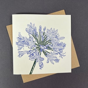 Agapanthus Card - Hedendaagse Agapanthus Card - Lentebloemkaart - Wenskaart - Bloemenkaart - Verjaardagskaart - Boekdruk Agapanthus