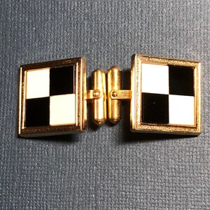 Vintage Destino Gold Tone Black & White Cuff Links