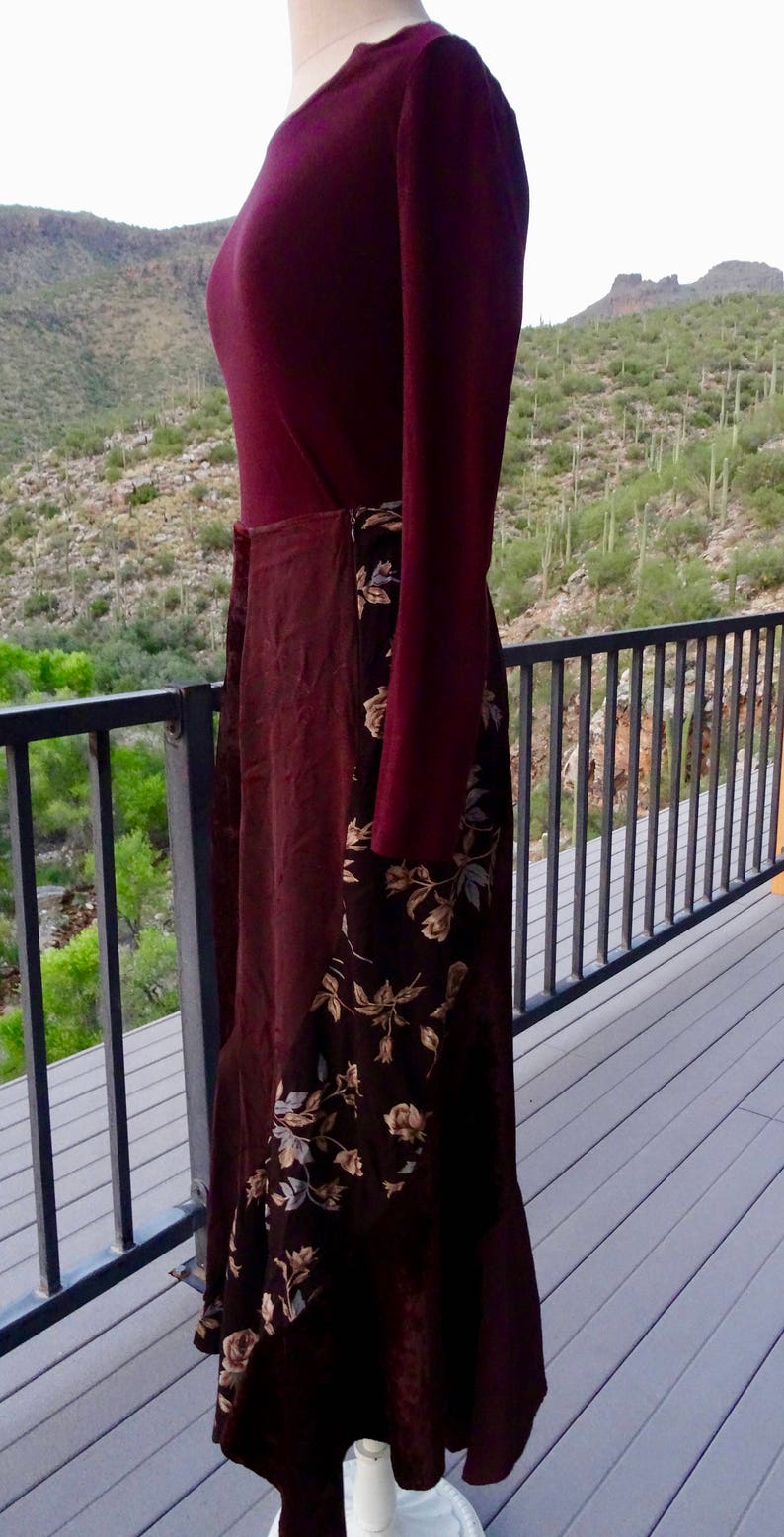 70s SWIRL SKIRT in Browns Vintage Maxi Festival Skirt Bohemian Retro Skirt Gypsy Skirt 70s Hippie Chic Skirt Brown Velvet Satin Skirt