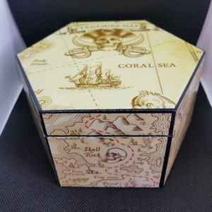 Listo para enviar: Caja de madera con mapa pirata, hecha a mano, pintada a mano