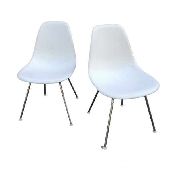 Paire de chaises Eames DSX de chez Vitra / Chaises Eames originales / Chaises eames design blanches Vitra/  Magic'Puce