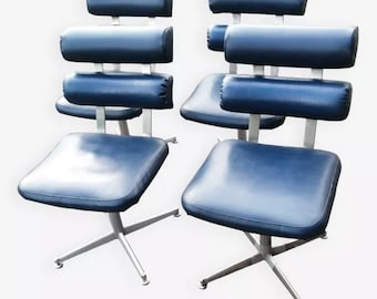 Set of 4 Space Age style barber chairs, 1970s // Magic'Puce