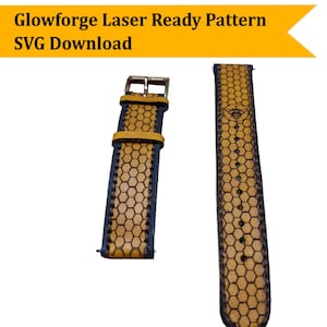 Może przedstawiać: Dwa paski do zegarka z wzorem plastra miodu. Paski są żółte i czarne, ze złotą klamrą. Tekst "Glowforge Laser Ready Pattern SVG Download" znajduje się w lewym górnym rogu.