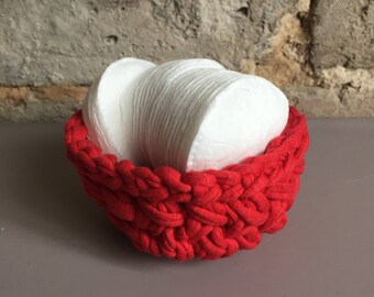 Mini cesta roja tejida a mano de 3,5" · cuenco con forma de anillo rojo · cesta roja pequeña para guardar cosas · cesta roja para guardar cosas en el escritorio · cesta roja para guardar cosas en el baño · oficina en casa