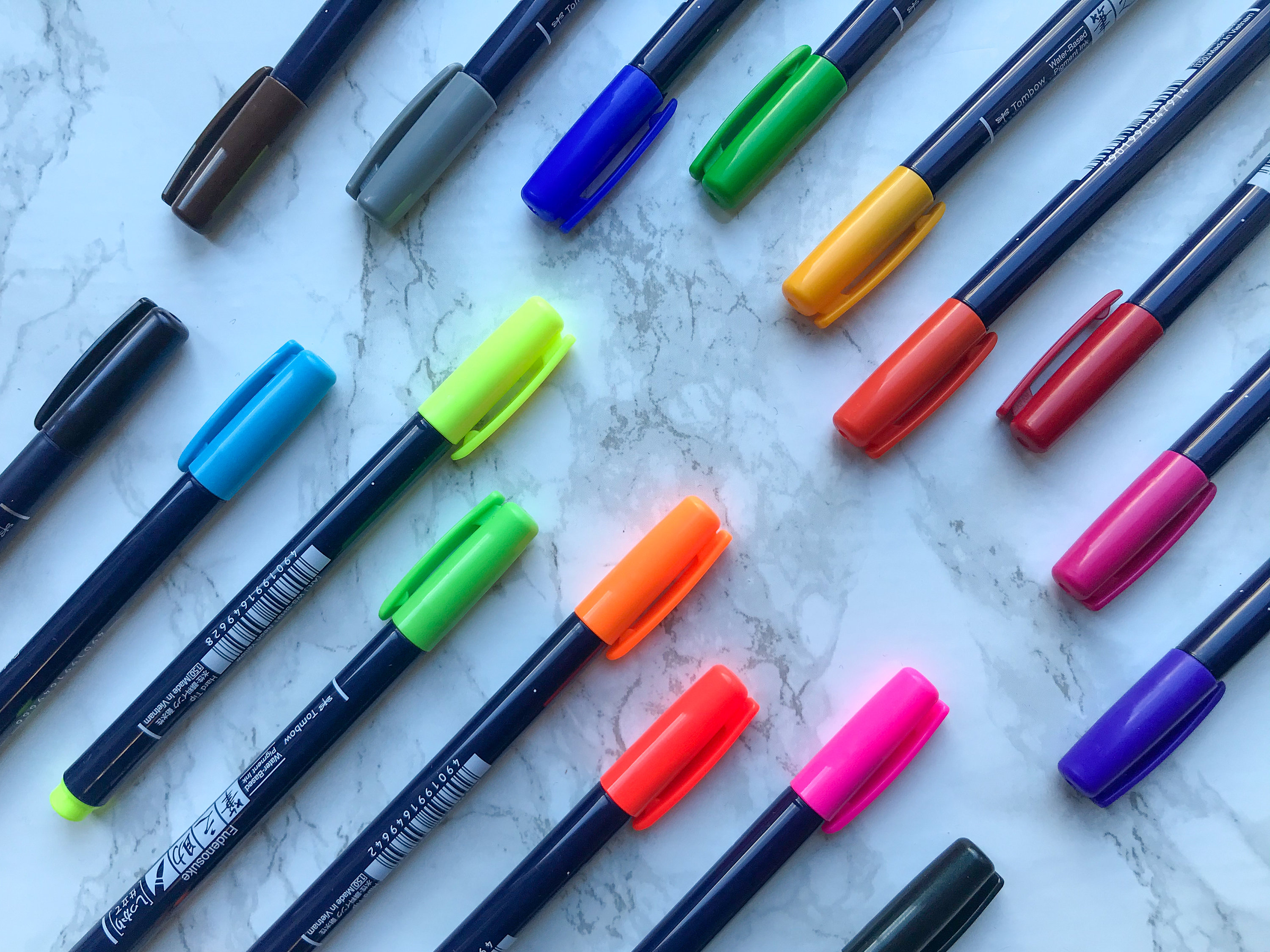 colour brush pen