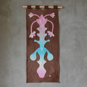 Bright Abstract Floral Quilt – Handcrafted Textile Wall Art, Colorful Nature-Inspired Hanging, Unique Modern Fabric Artwork