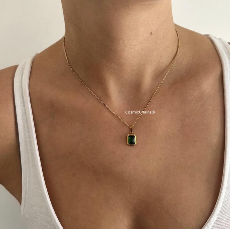 Green Pendant Necklace - Small Dainty Necklace - Necklace for Women - 18kt Gold Plated image 4