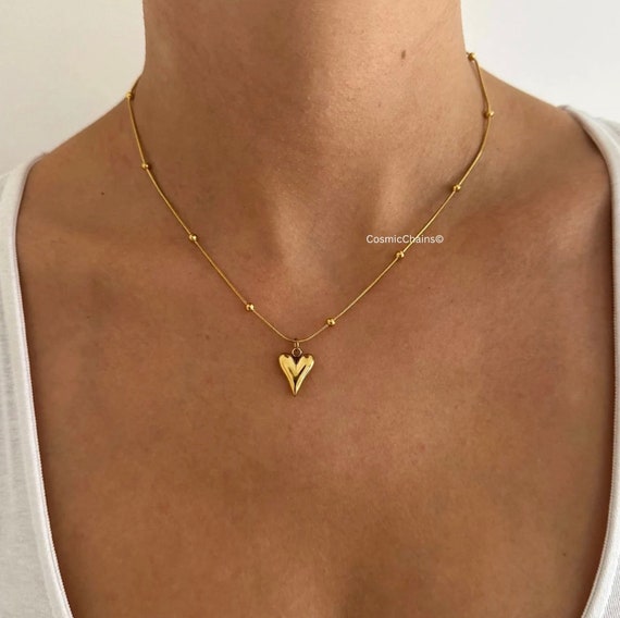 【関税込み】Small Solitary Heart Necklace in 9 carat gold an Heart Necklace, 9K,14K,18K, Solid Gold, Valentines Day, Love