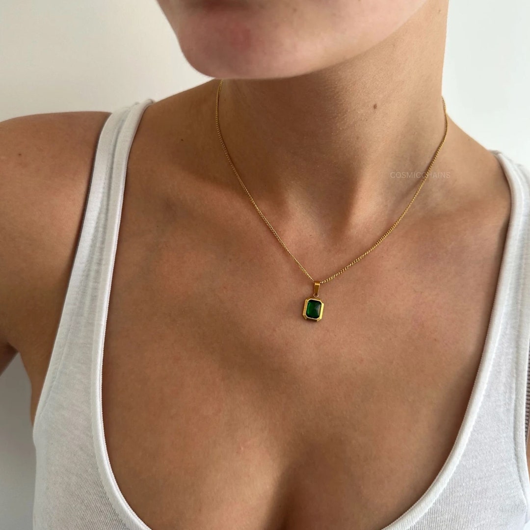 LEATHER COATING NECKLACE / GREEN main image 1