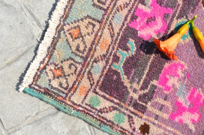 23x46 * Turkish Rug Vintage Rug Actual 2x4 ft Rug Hand Made Small Rug Distressed Low Pile Kitchen Sink Bath mat Yastik rug floral rug