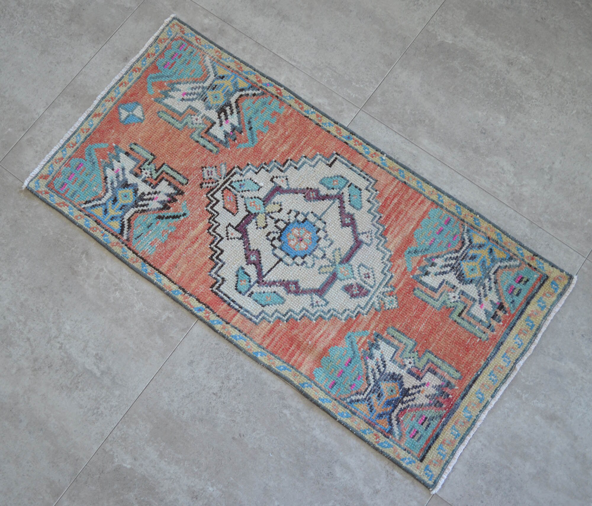 2x3 Rug, Front of Bathroom Sink Rug Hand Knotted Small Rug Yastik ...