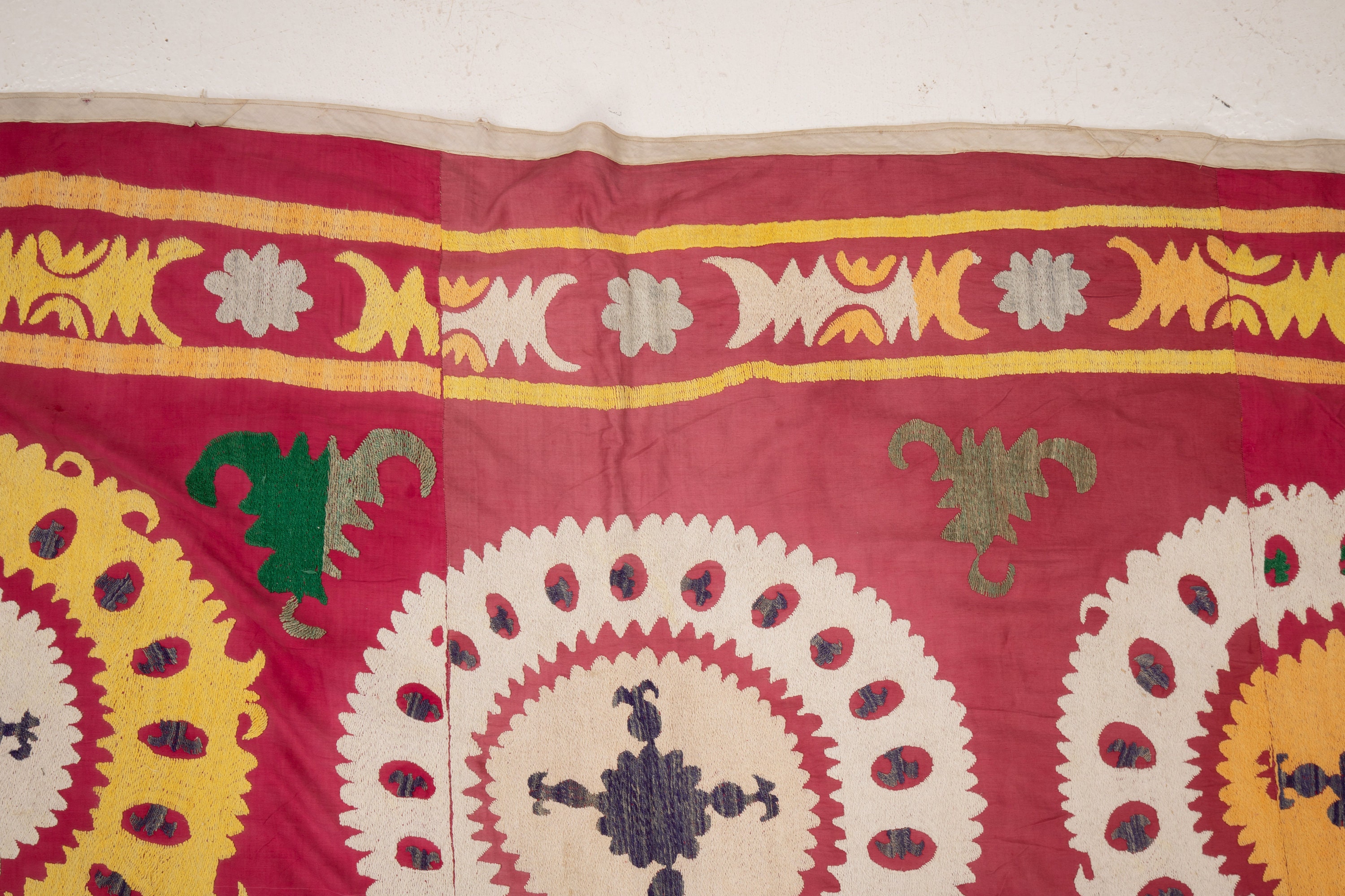 Vintage Suzani From Samarkand, Uzbekistan 245 X 303 Cm /8'0