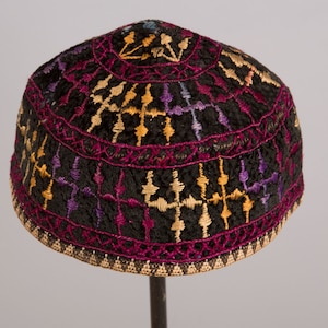 5 inches in diameter Antique TURKMEN BABY Hat ,shappo, cap, head wear, head gear id: 0207 FREE shipping with ups.