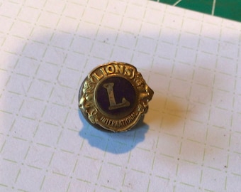 Lions Club International - Vintage Purple Enamel Member Lapel Pin