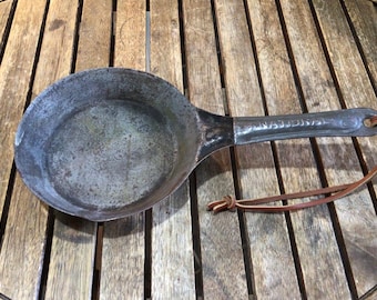 Vintage Cold Handle Cowboy Skillet Frying Pan