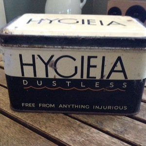 Vintage Hygieia American Crayon Company Dustless Chalk Tin
