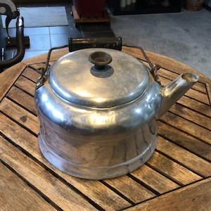 Vintage Comet Aluminum Tea Pot