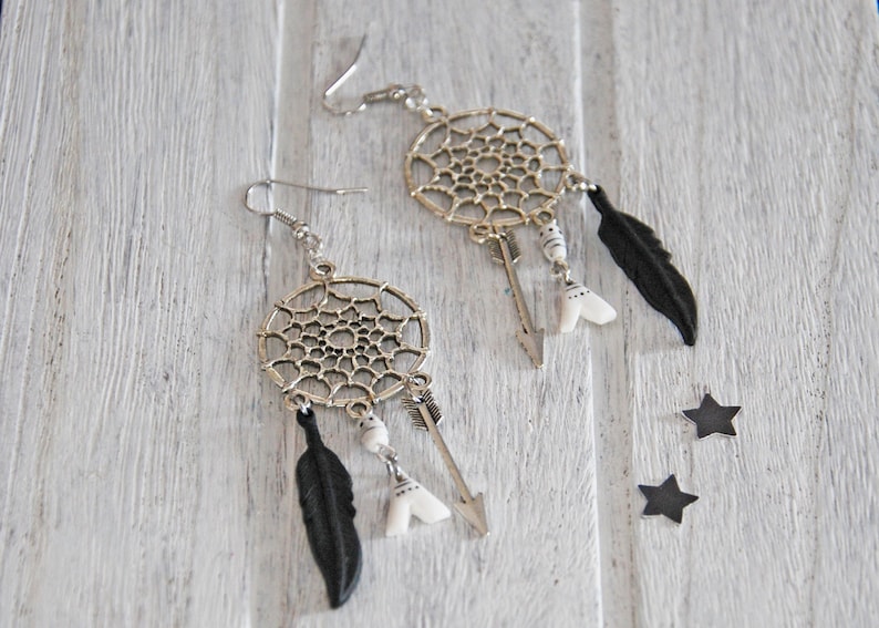 Dream catcher, Native American inspired jewelry, teepee, feathers, arrows, black jewelry,amerindian style earrings , made to order image 2