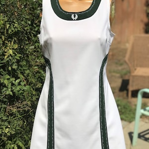 Vintage 1970s Polyester Fred Perry Tennis Dress W Dark Green Accents Trim Bust 36 - Etsy Vintage 1970s Polyester Fred Perry Tennis Dress W Dark Green Accents Trim Bust 36 - Etsy