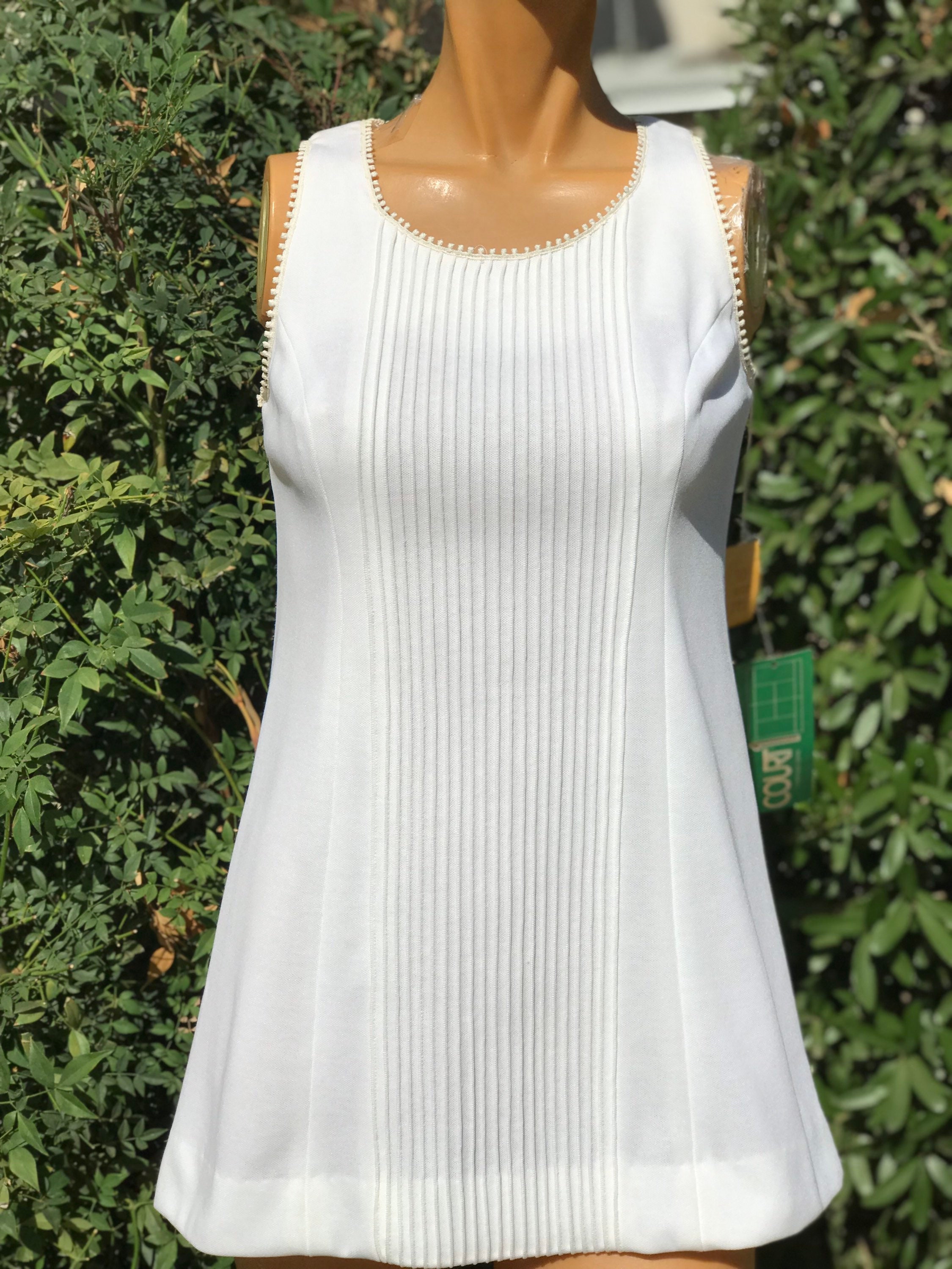 Vintage 1970s Court 1 New Old Stock w Hangtags Poly Cotton Tennis Dress w Pleated Front Size 7-8 Bust 32”