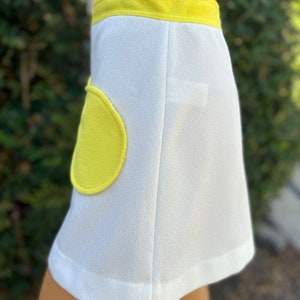 Vintage 1970s White Skirt w Yellow Tennis Racquet pocket Waist 28 image 4