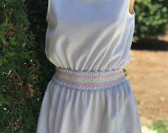 Vintage 1970s Quantum Sports Tennis Dress White Cotton w Smocked Waistline Bust 36”
