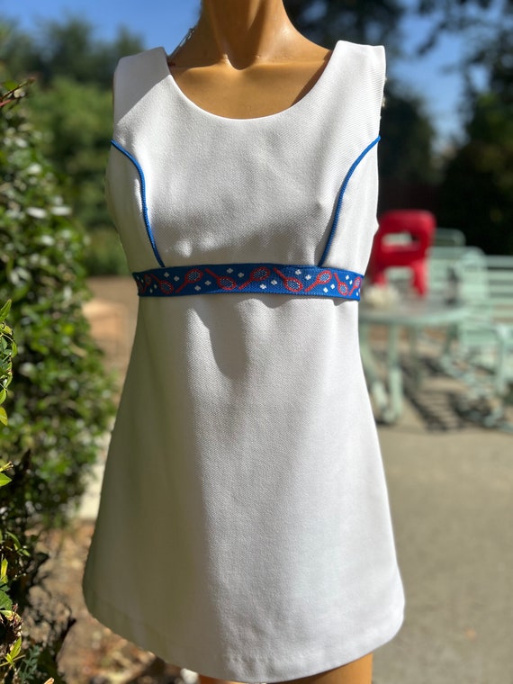 Vintage 1970s Bancroft Tennis Dress w Tennis Racquet Trim Bust 34"