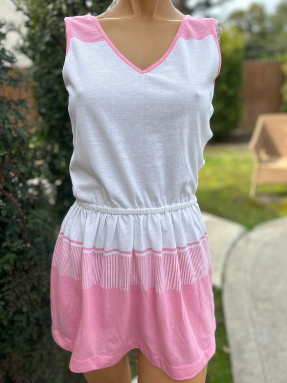 Vintage 1970s Quantum Sports Tennis Dress w Pink &