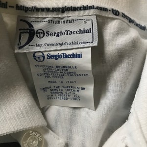 Vintage Sergio Tacchini Mans Tennis Shirt w Colorful Black Stripes Chest 44 imagem 5