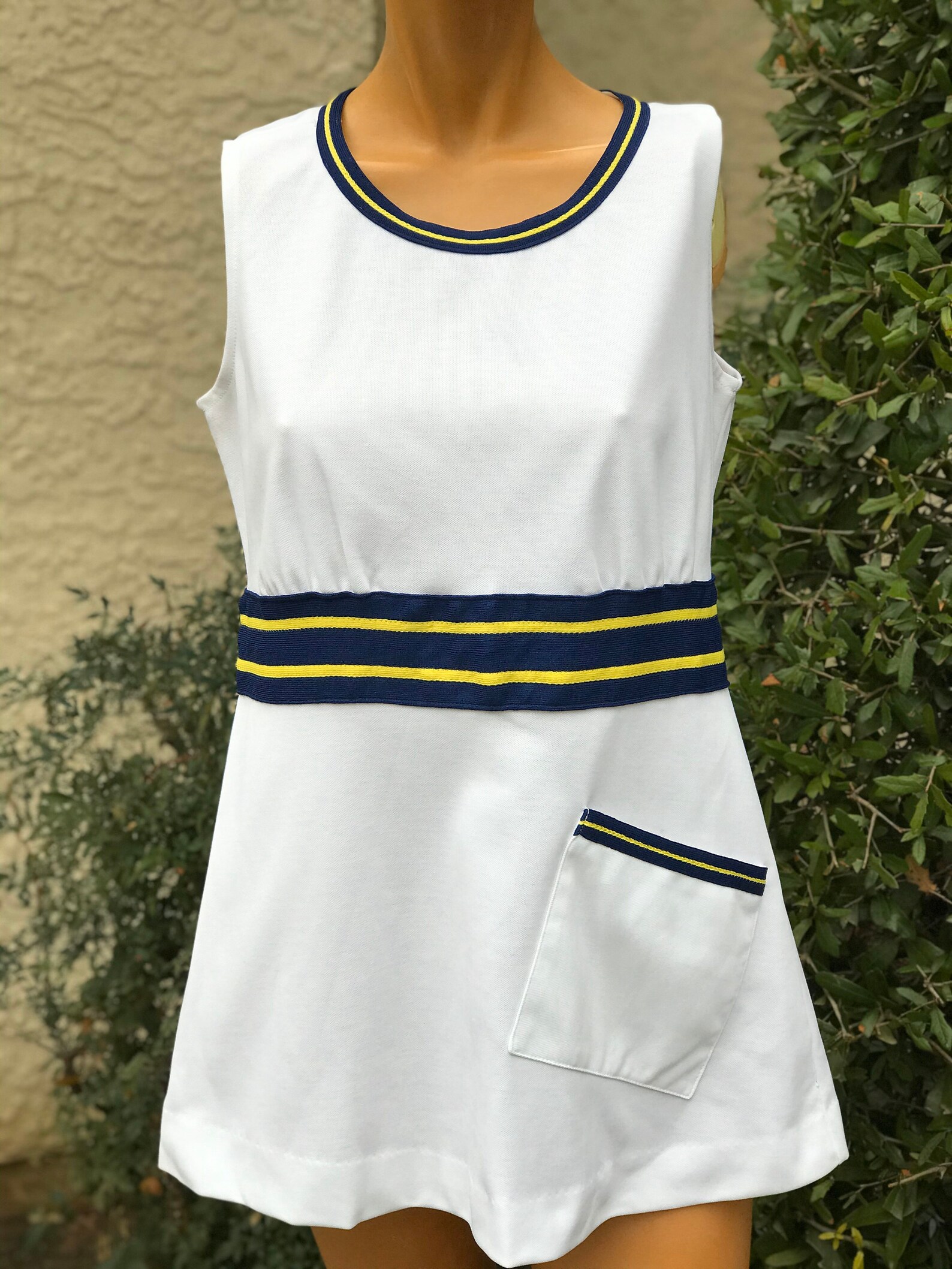 mehndi function dress up