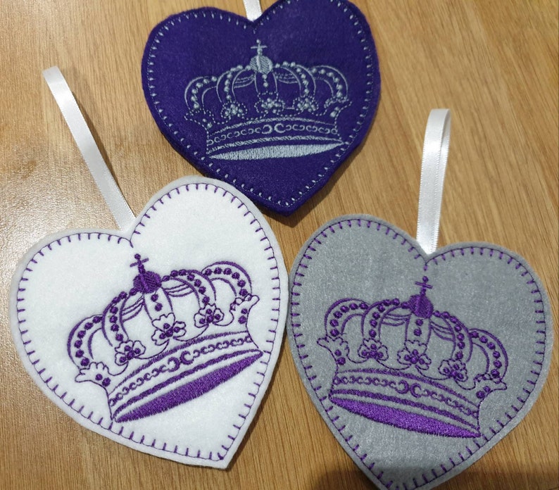 Platinum Crown Jubilee Heart felt Hanging Decorations 