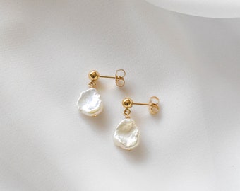 Little Pearl Earrings -  Pearl Drop Earrings, Dainty Pearl Earrings Gold, Pearl Dangle Earrings, Real Pearl Earrings |GFE00030