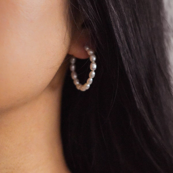 Pearl Hoop Earrings - freshwater pearl earrings, pearl hoops, real pearl earrings, oval pearl hoop earrings, real pearl hoops |GFE00058