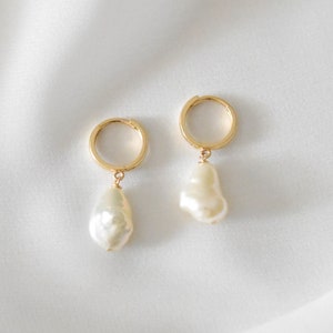 14K SOLID Gold Pearl Hoop Earrings - Real Gold Pearl Earrings, Real Gold Pearl Dangle Earrings, Solid Gold Pearl Earrings |SGE00002