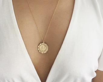 Collar con moneda grande - Medallón chapado en oro, colgante de moneda de San Cristóbal, collar con moneda de oro, collar con medallón de oro /GFN00031