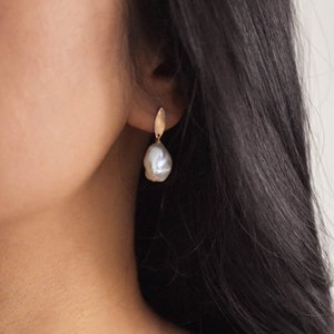 Baroque Pearl Earrings - Real Pearl Earrings, Freshwater Pearl Earrings, Bridal earrings, Dressy Earrings, Evening Earrings |GFE00050