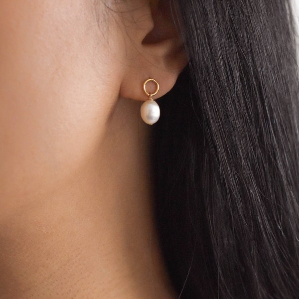 Circle Pearl Earrings - simple pearl earrings, gold filled earrings, pearl earrings, dainty pearl earrings, pearl dangle earrings |GFE00038